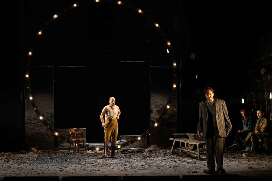 Draußen vor der Tür