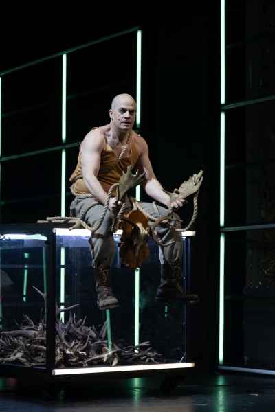 The Black Rider - The Casting of the Magic Bullets