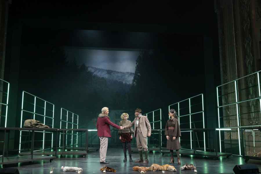 The Black Rider - The Casting of the Magic Bullets